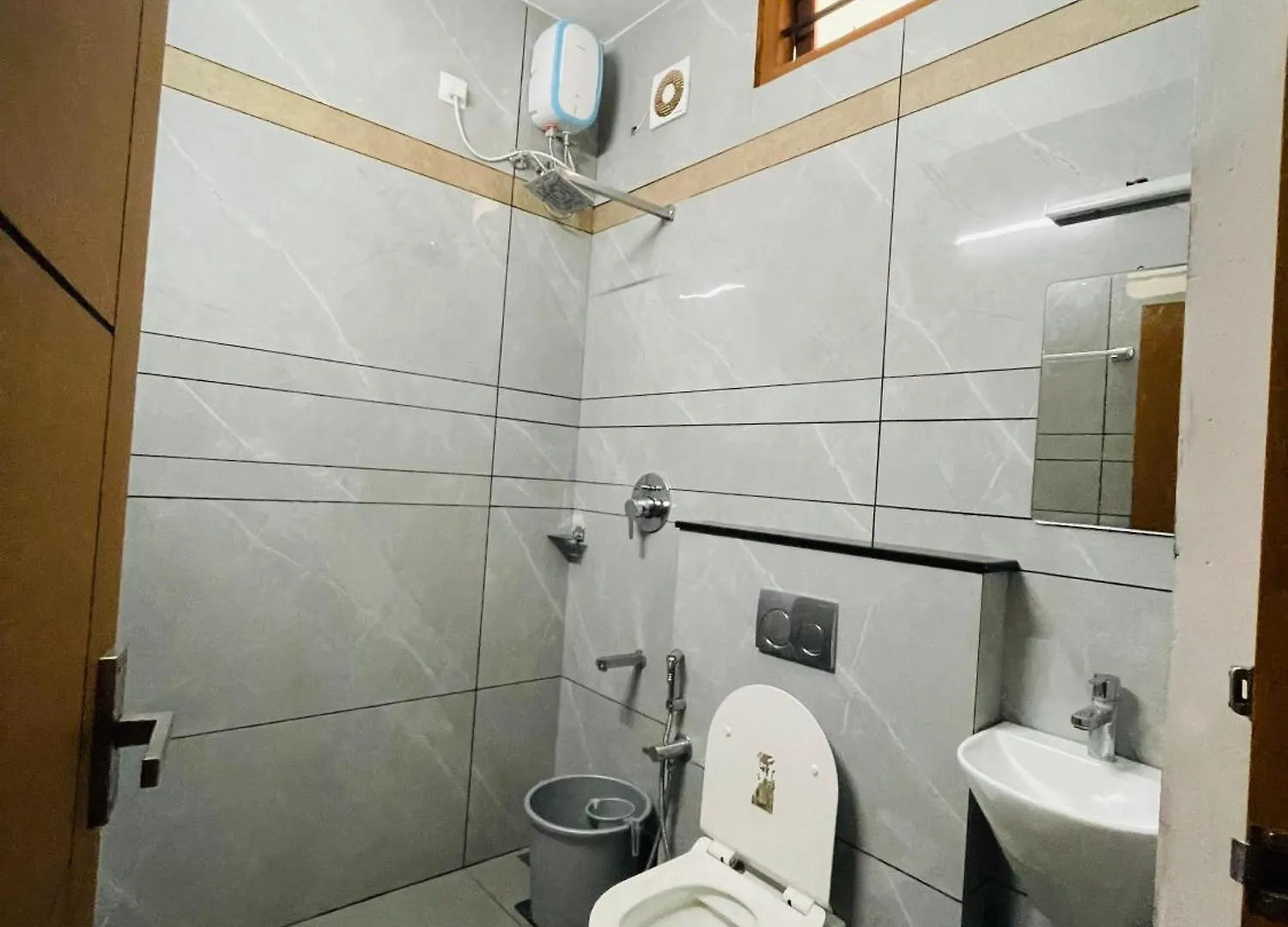 公寓 Jwel Homes Inn Kochi